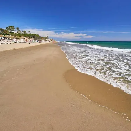 Apartment Elviria,studio Cu Vedere La Mare *
