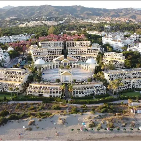 Apartment Elviria,studio Cu Vedere La Mare *